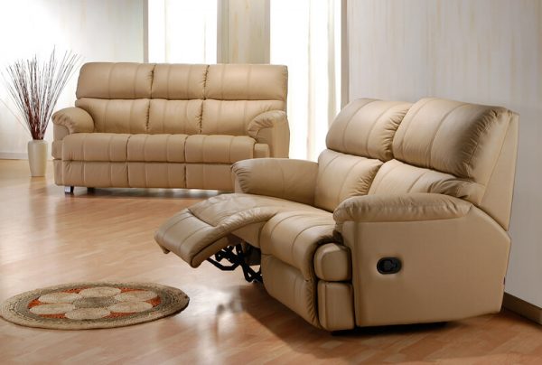 Bass Recliner sofa Bass Recliner sofa